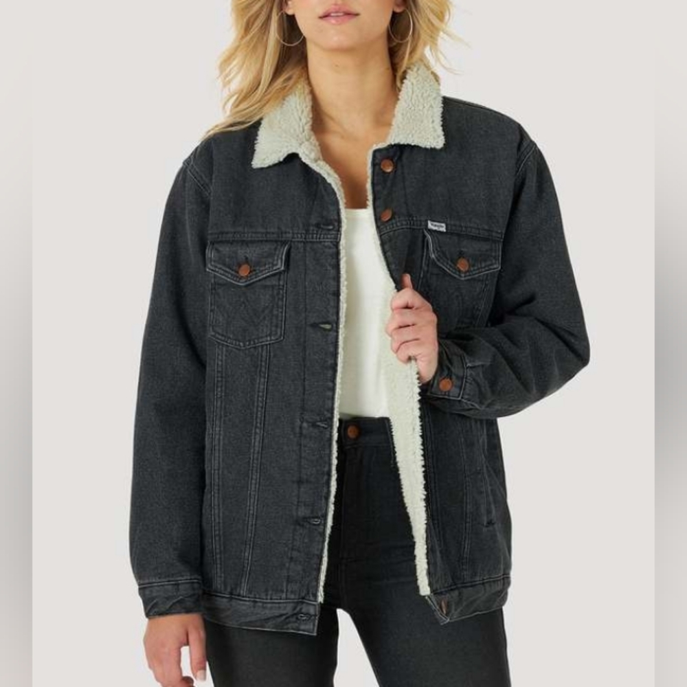 NWT Wrangler Heritage Sherpa Lined Denim Jacket in black indigood $149
